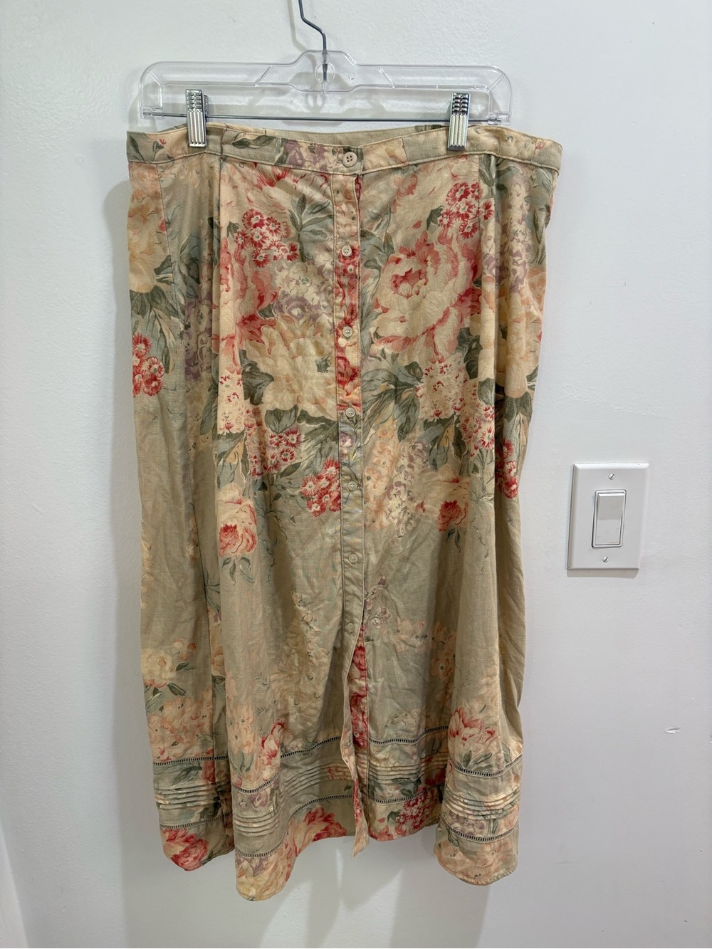Lauren Ralph Lauren vintage cabbage rose linen skirt, 36 inch waist